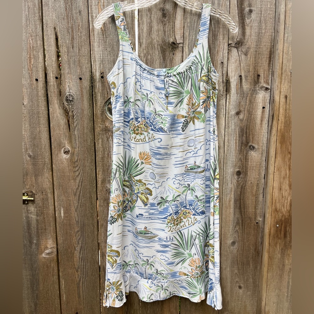 Kahala vintage Hawaiian dress sleeveless knee length. Size (6).